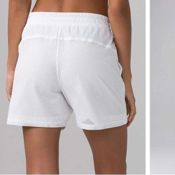 Lululemon Mesh On Mesh Short 5" White Size 6 - Picture 2 of 7